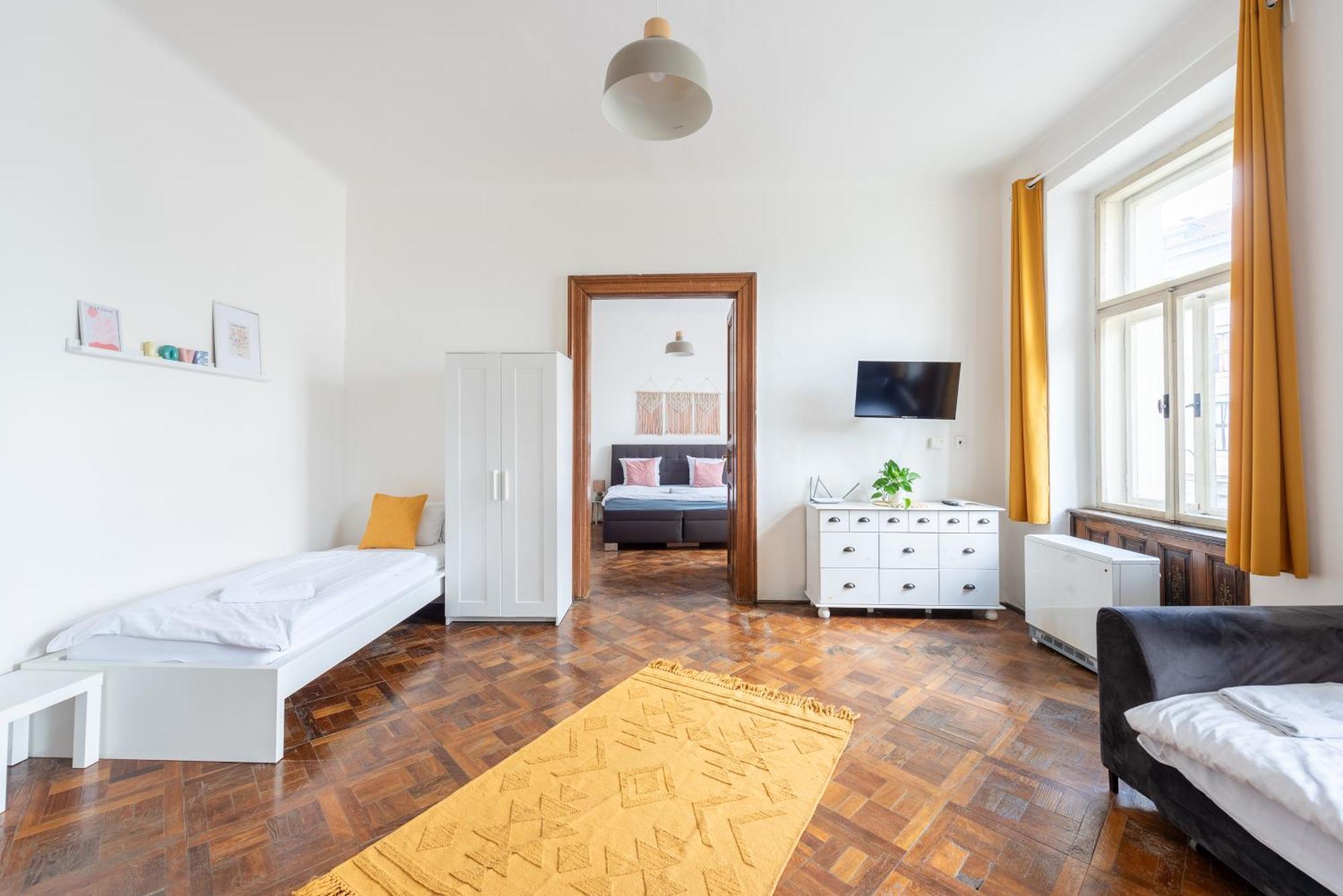 Tesnov Residence Apartments Praga Esterno foto