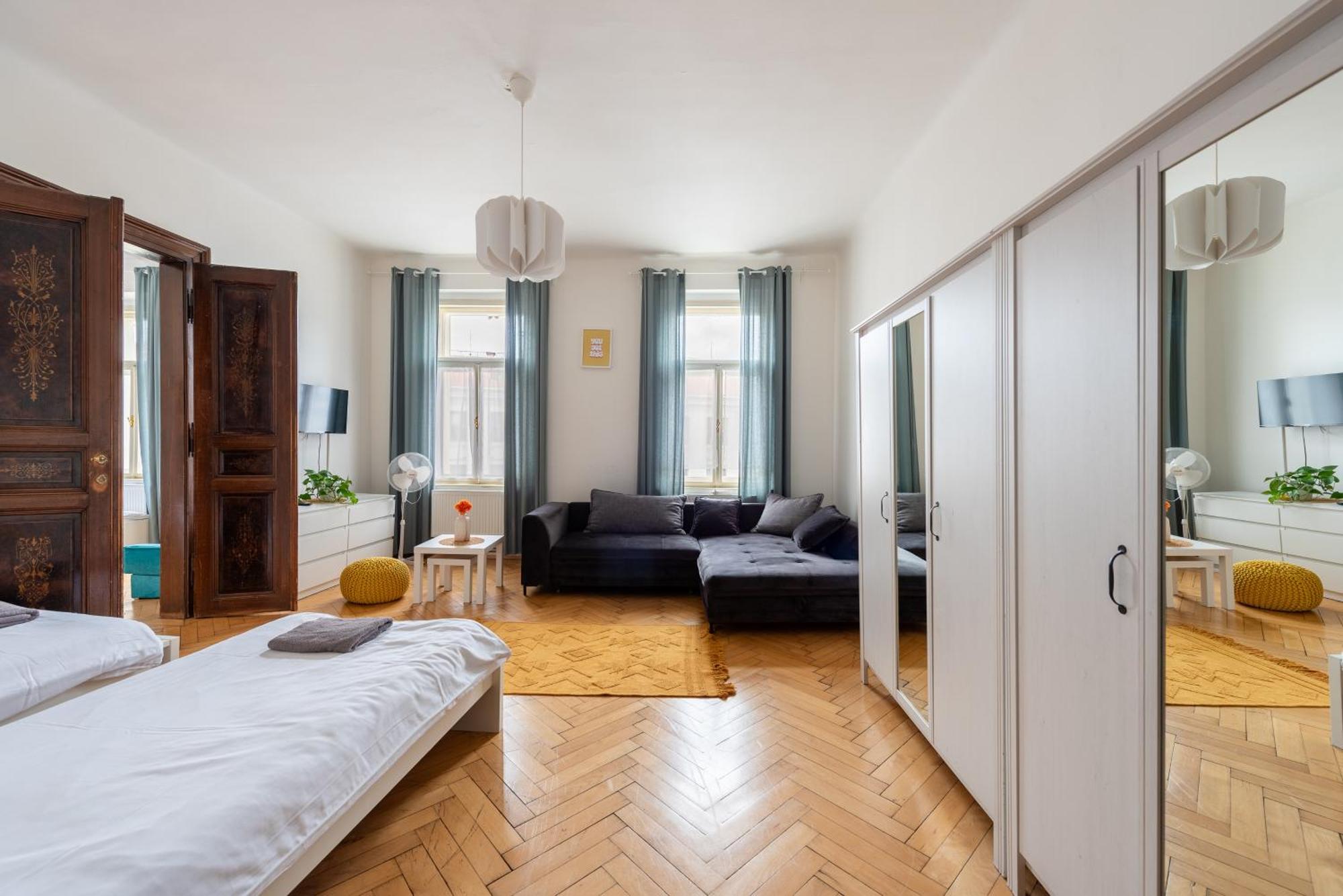 Tesnov Residence Apartments Praga Esterno foto
