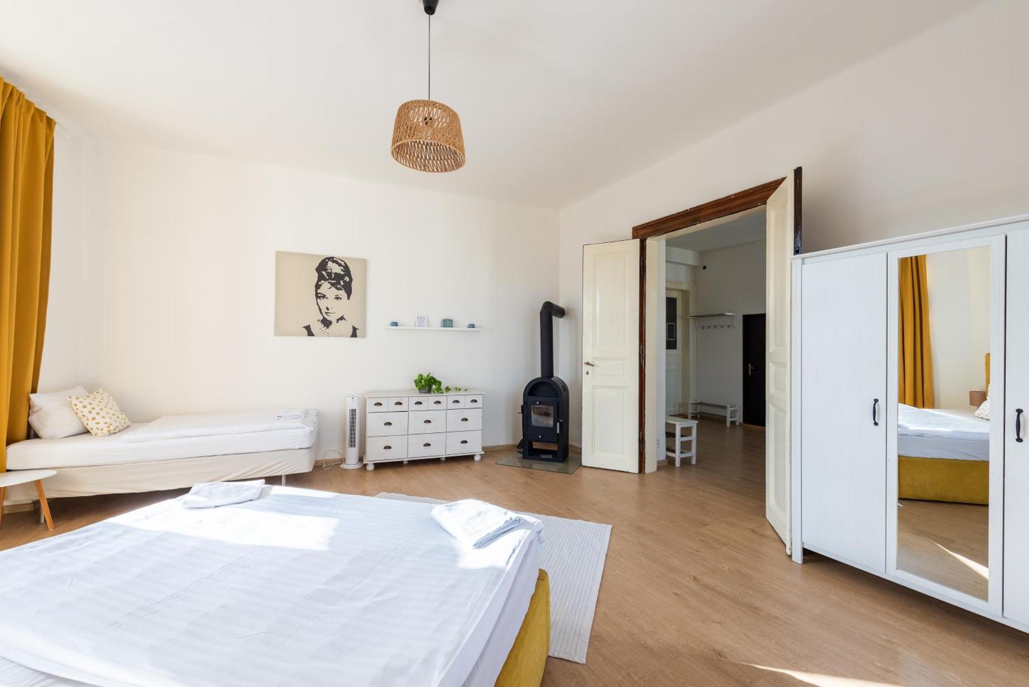 Tesnov Residence Apartments Praga Esterno foto