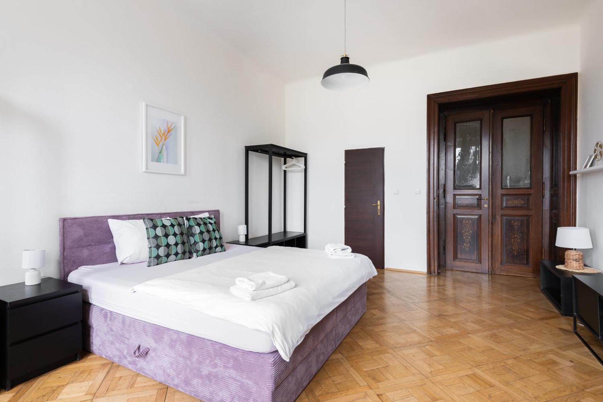 Tesnov Residence Apartments Praga Esterno foto
