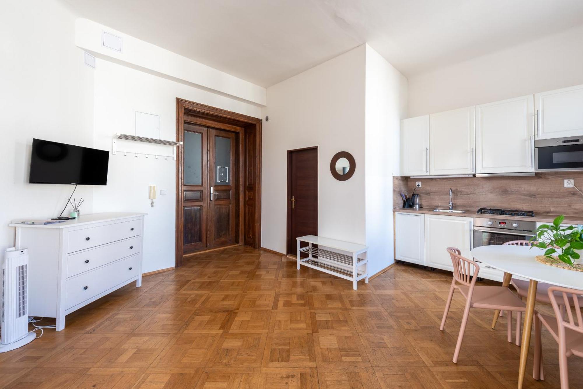 Tesnov Residence Apartments Praga Esterno foto